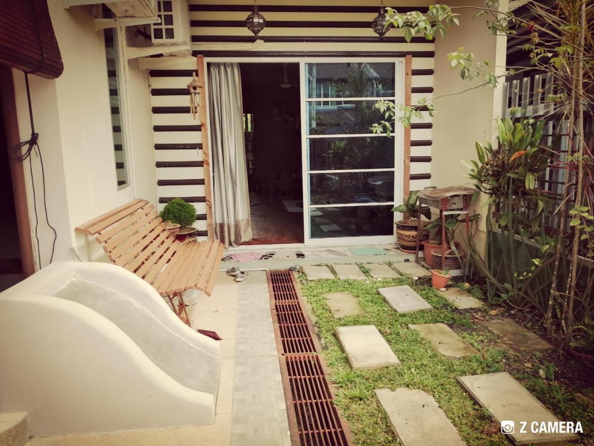 סיבו Kelly Homestay מראה חיצוני תמונה