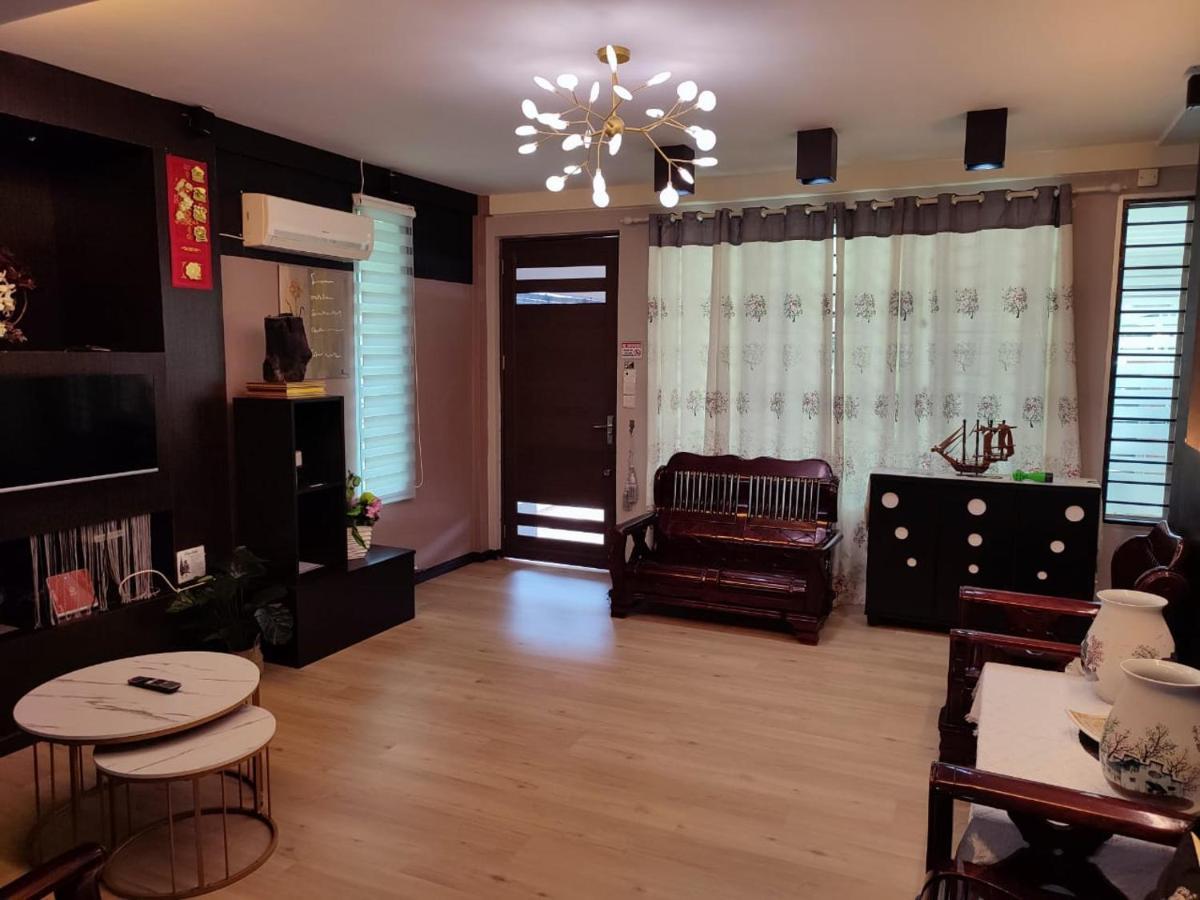 סיבו Kelly Homestay מראה חיצוני תמונה